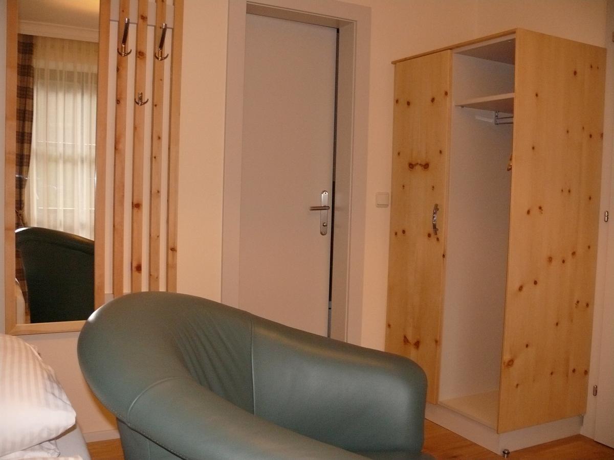 Gasthof-Pension Zur Klause Ratten Esterno foto